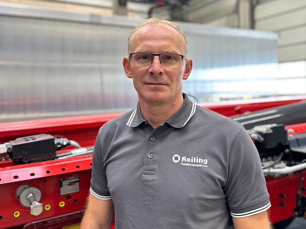 Serviceberater der Reiling Nutzfahrzeugtechnik Sergey Peter